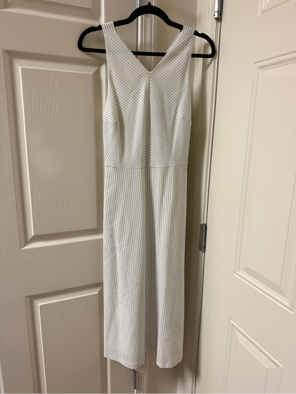 Banana Republic White Striped V-Neck Midi Dress